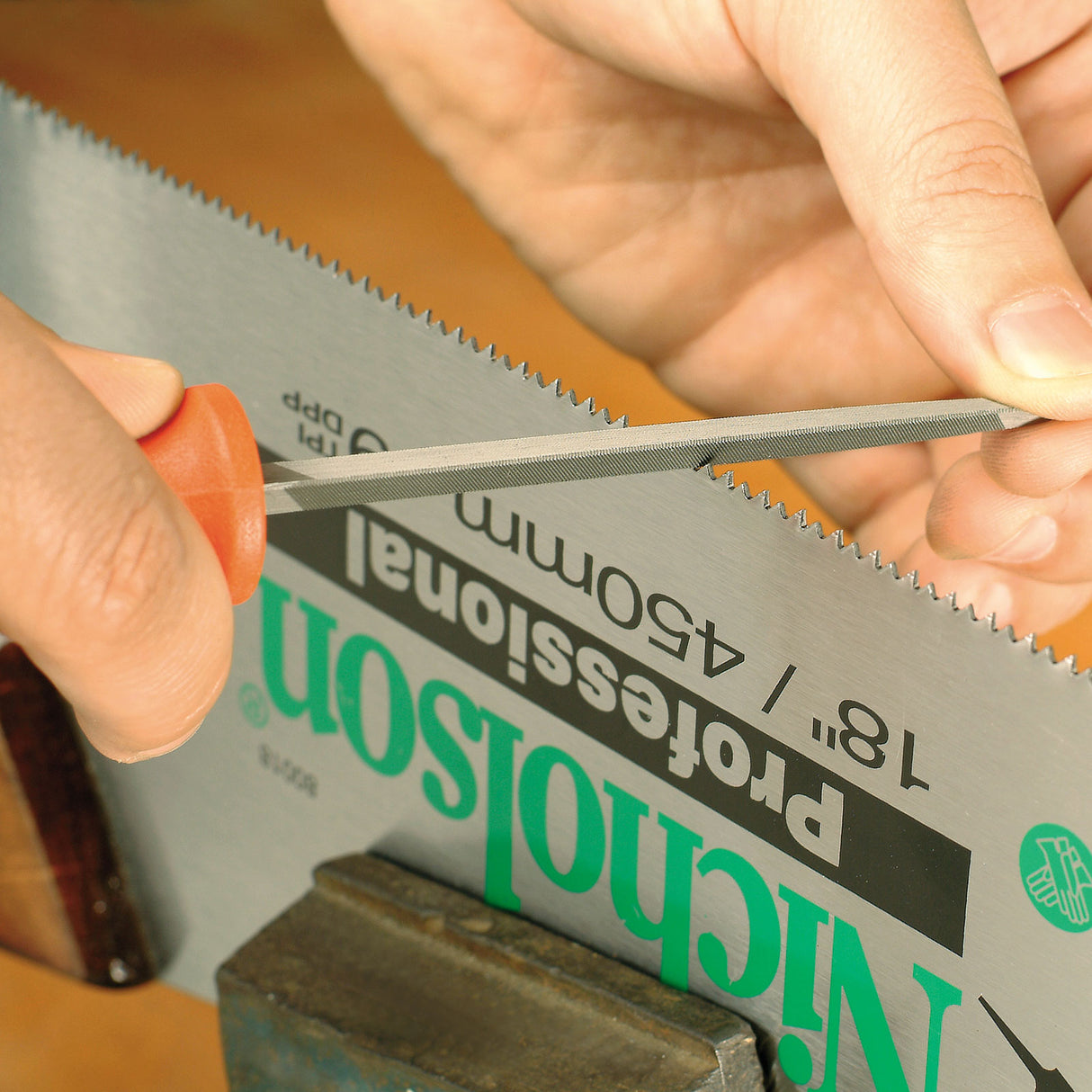 Lima Triangular Para Serrucho Nicholson