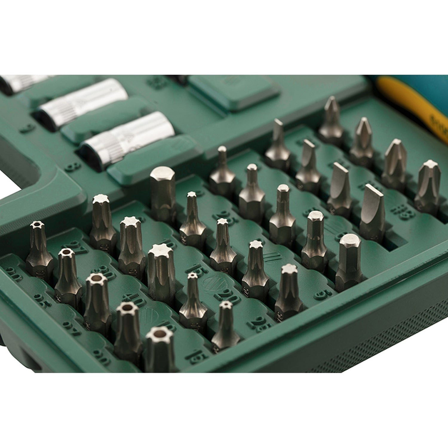 Set 60 Dados y Puntas Sata