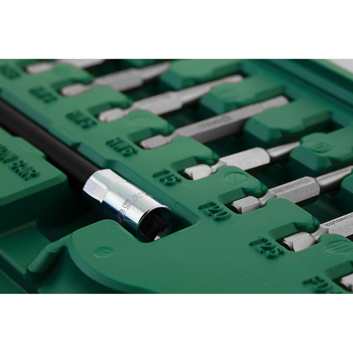 Set 60 Dados y Puntas Sata