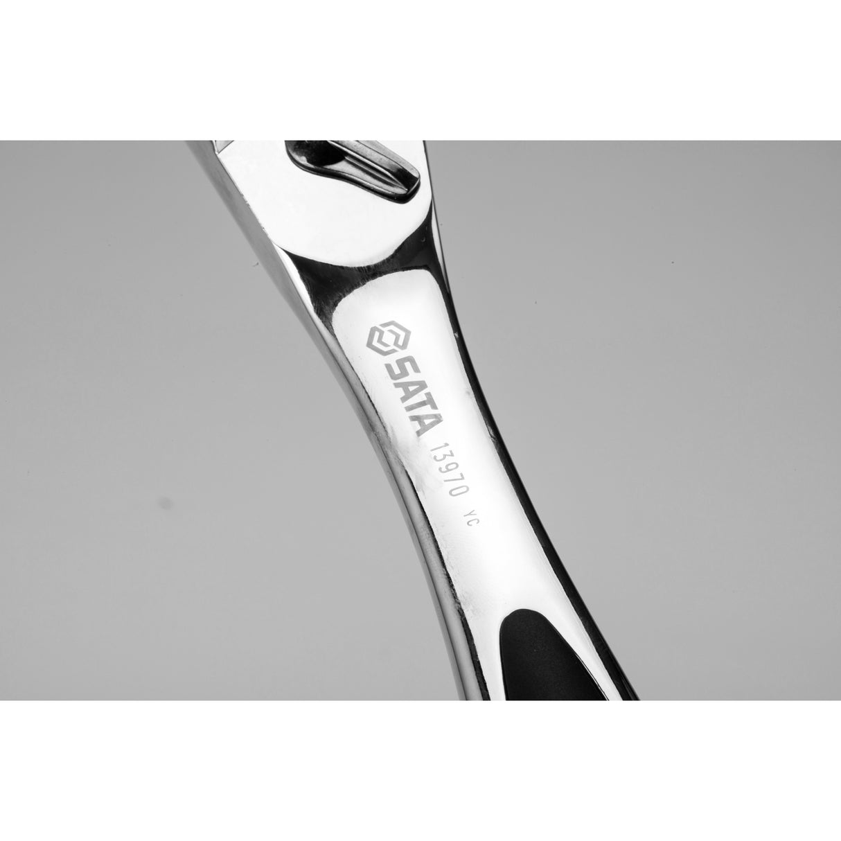 Chicharra Liberación Rápida Cabeza Inclinada Sata