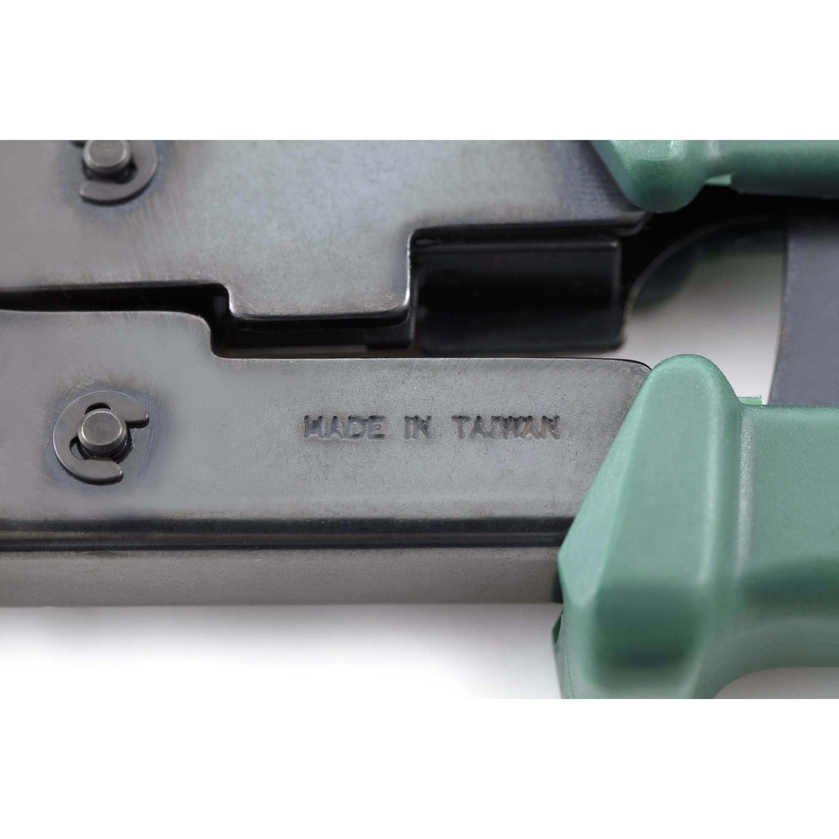 Alicate Crimpado Conector Telecomunicaciones Sata