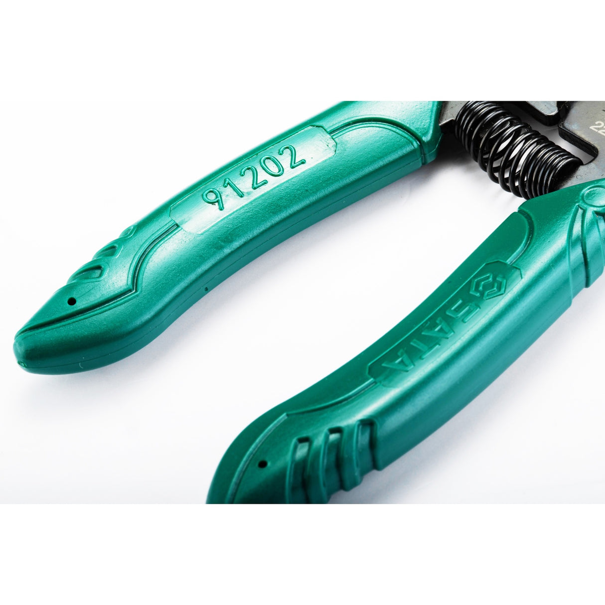 Alicate Pelacables Sata