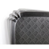 Cubre Maletero Adaptable con Fuelles Extensibles Mottez - detalle del canto: las capas apiladas de las tres medidas y el fuelle que permite adaptarlo al maletero