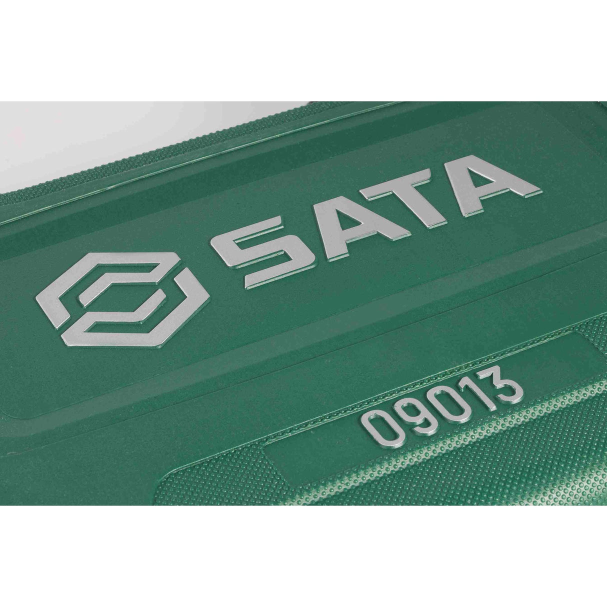 Juego Dados Hexagonal 1/4" y 1/2" 3.5-14mm 86Pzs Sata