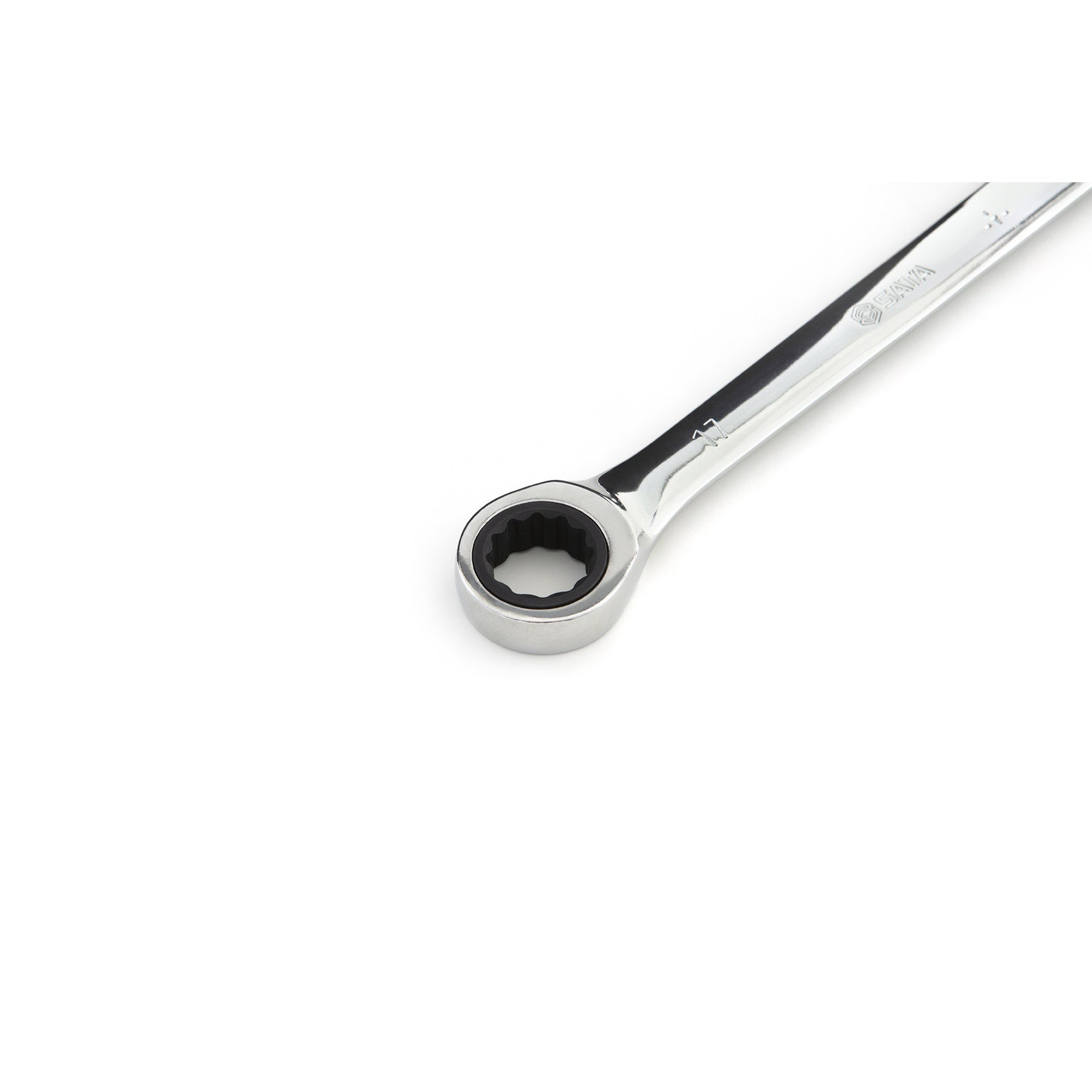Llave Doble Chicharra Sata: Precisión y Durabilidad – Milan Fabjanovic