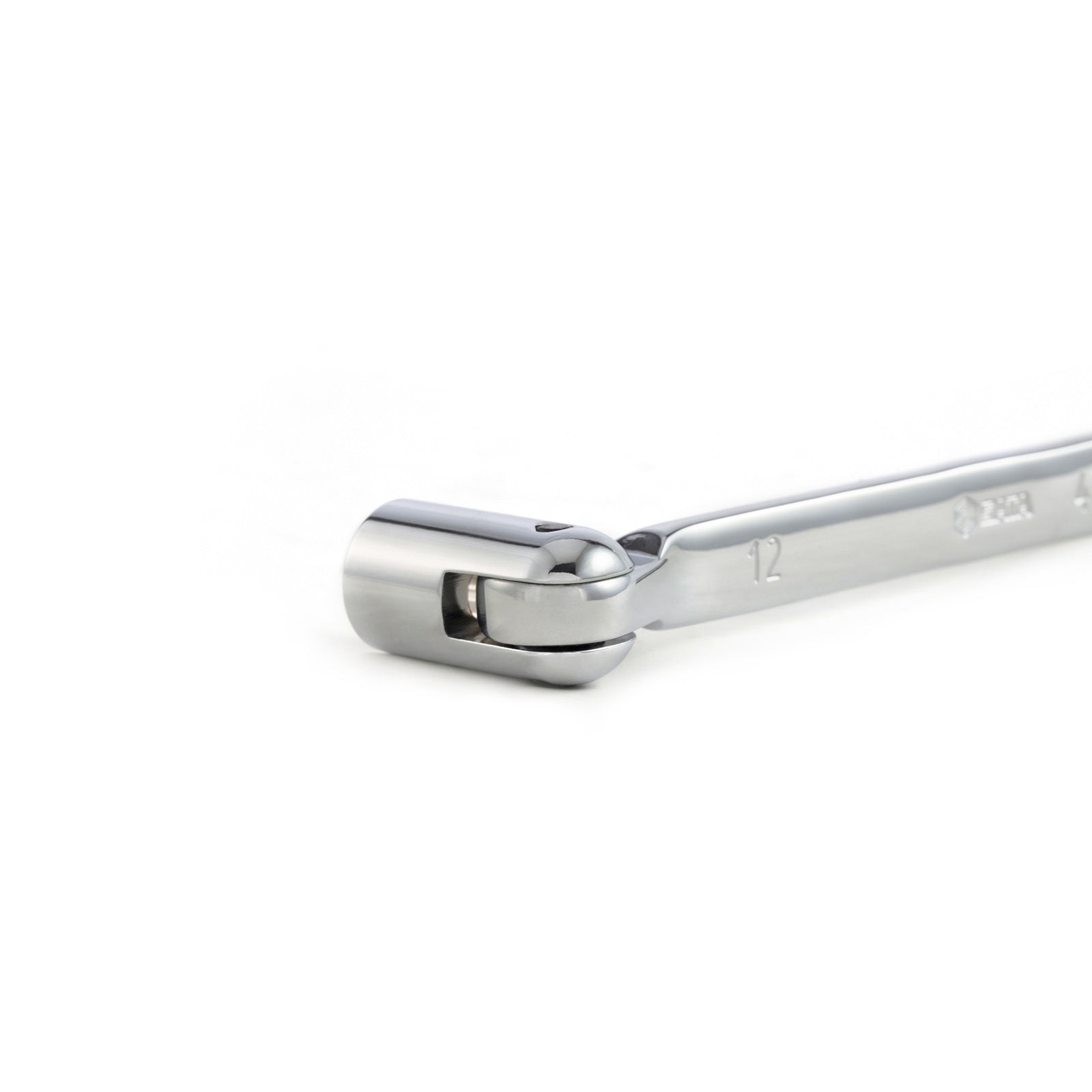 Llave Combinada Sata con Bocallave Flexible para Espacios