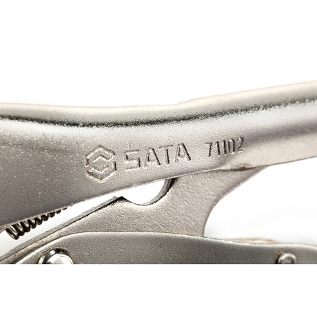 Caimán Boca Curva Sata