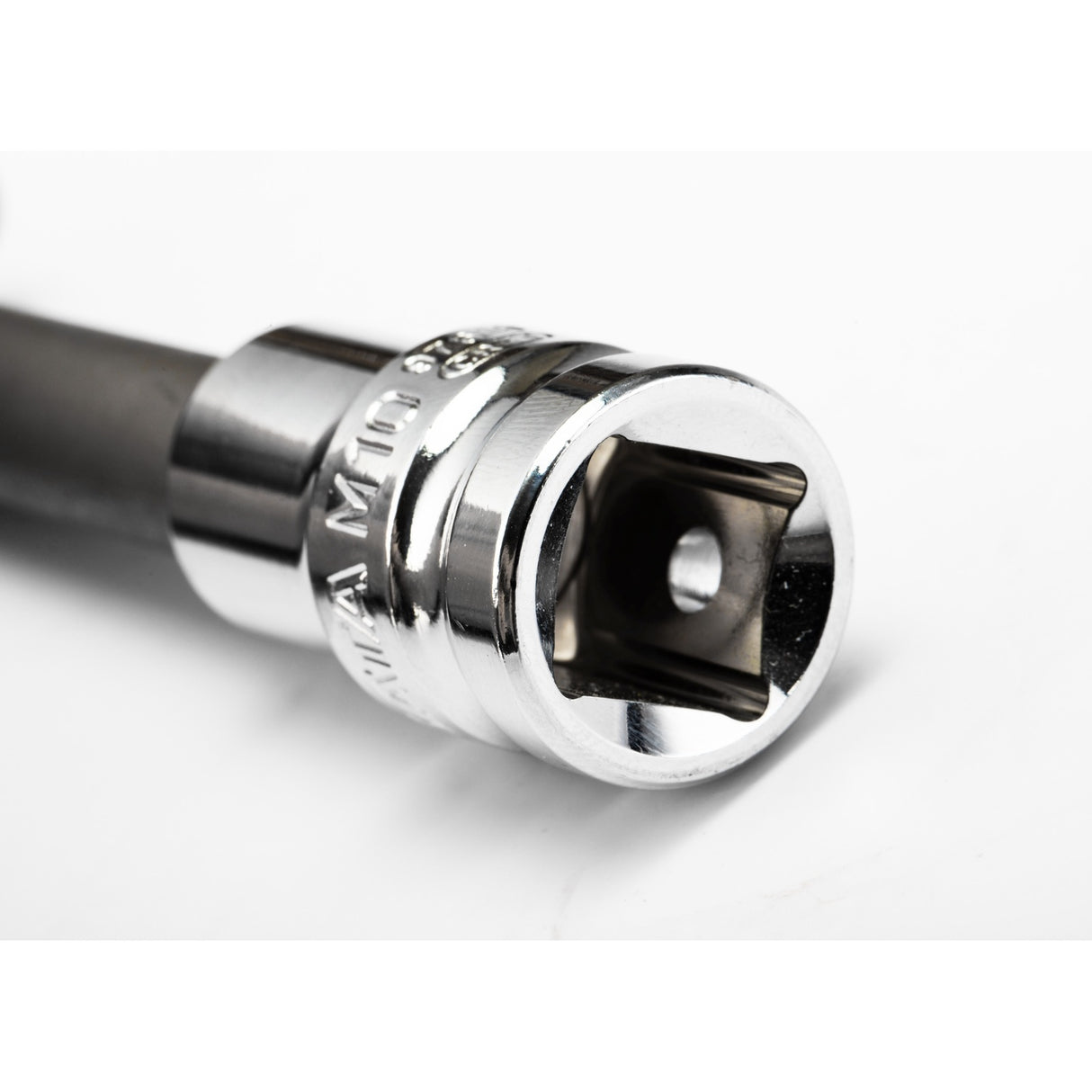 Dado Especial Para Pernos Tapa Motor Sata